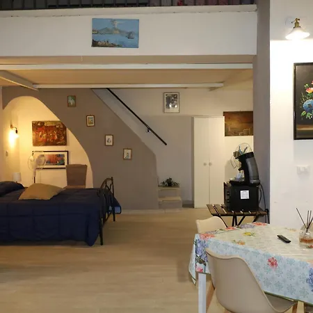 Mimi House *